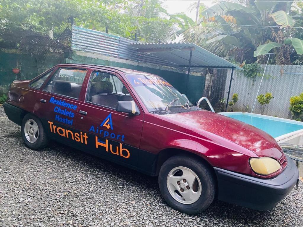 A4 Hostel Colombo Airport - Eco Lodge - Free Pickup & Drop Katunayaka Buitenkant foto